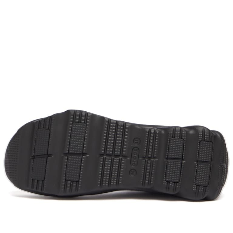 CROCS ECHO SURGE ERKEK AYAKKABI 210079-060