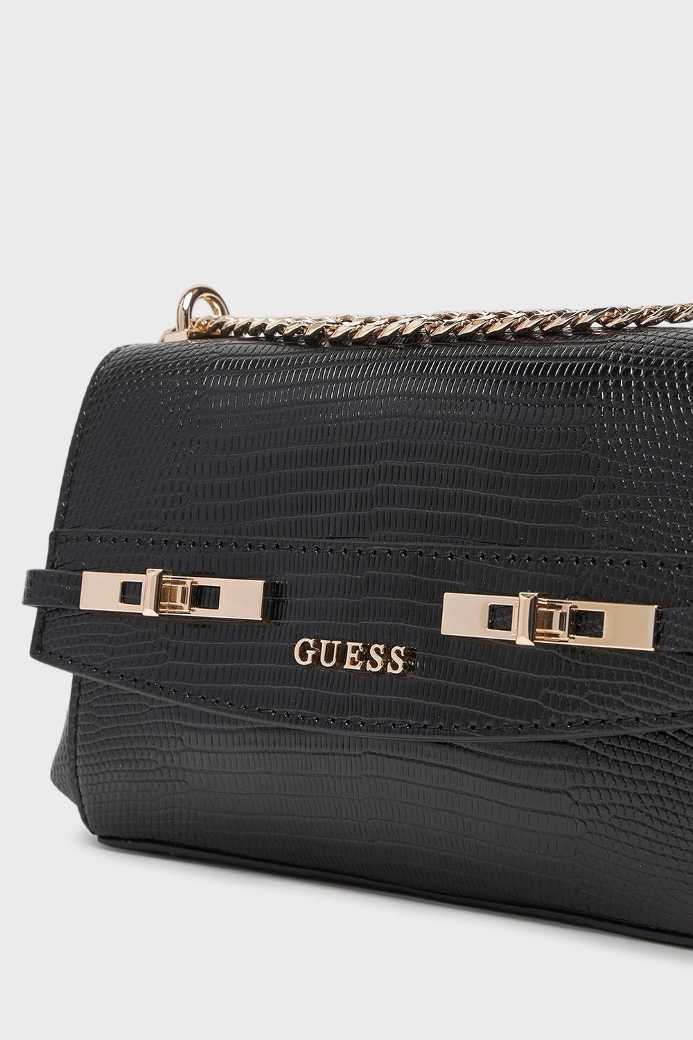 GUESS KADIN OMUZ ÇANTASI KL993378-BLK