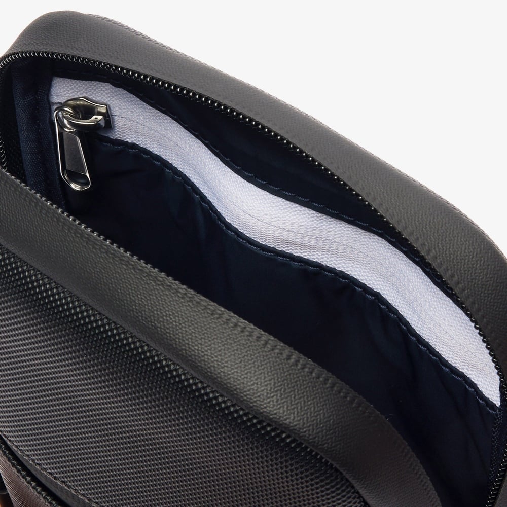 LACOSTE ERKEK POSTACI ÇANTASI NH3307LV-P00