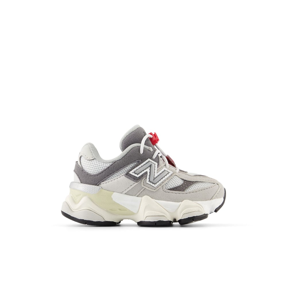 NEW BALANCE UNISEX ÇOCUK AYAKKABI IV9060GY