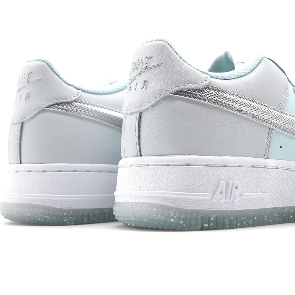 NIKE AIR FORCE KADIN AYAKKABI HQ3249-043