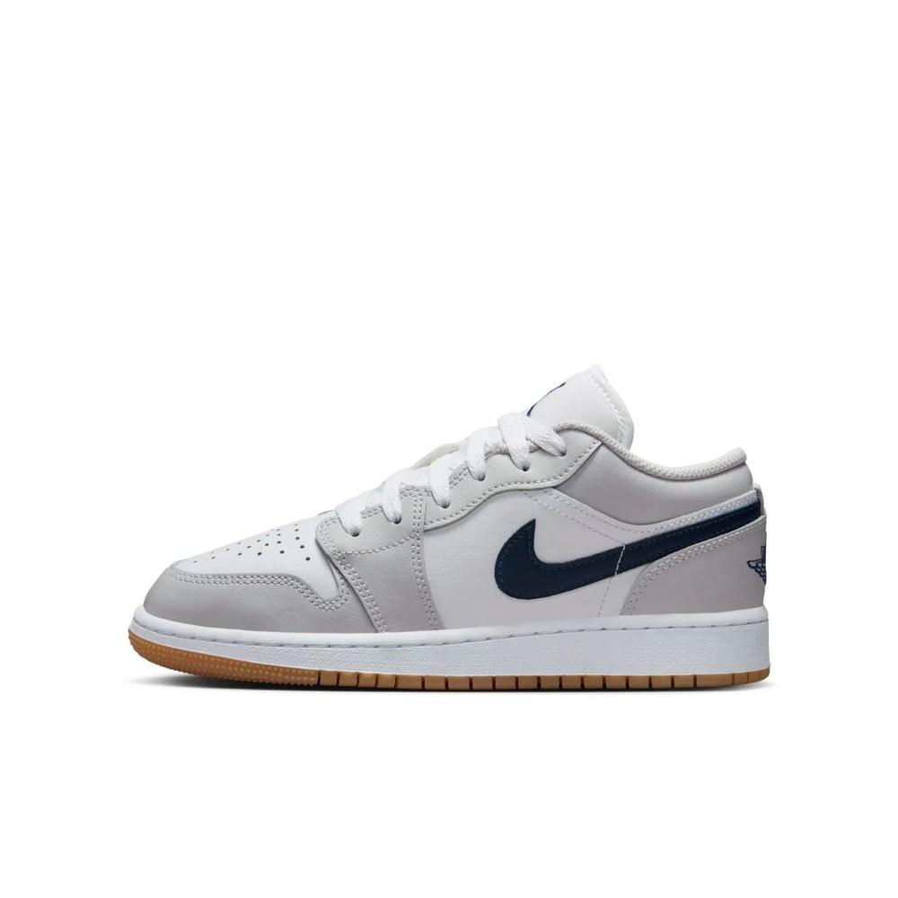 NIKE AIR JORDAN 1 LOW KADIN AYAKKABI 553560-146