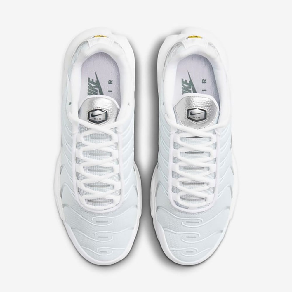 NIKE AIR MAX PLUS KADIN AYAKKABI FV0952-100
