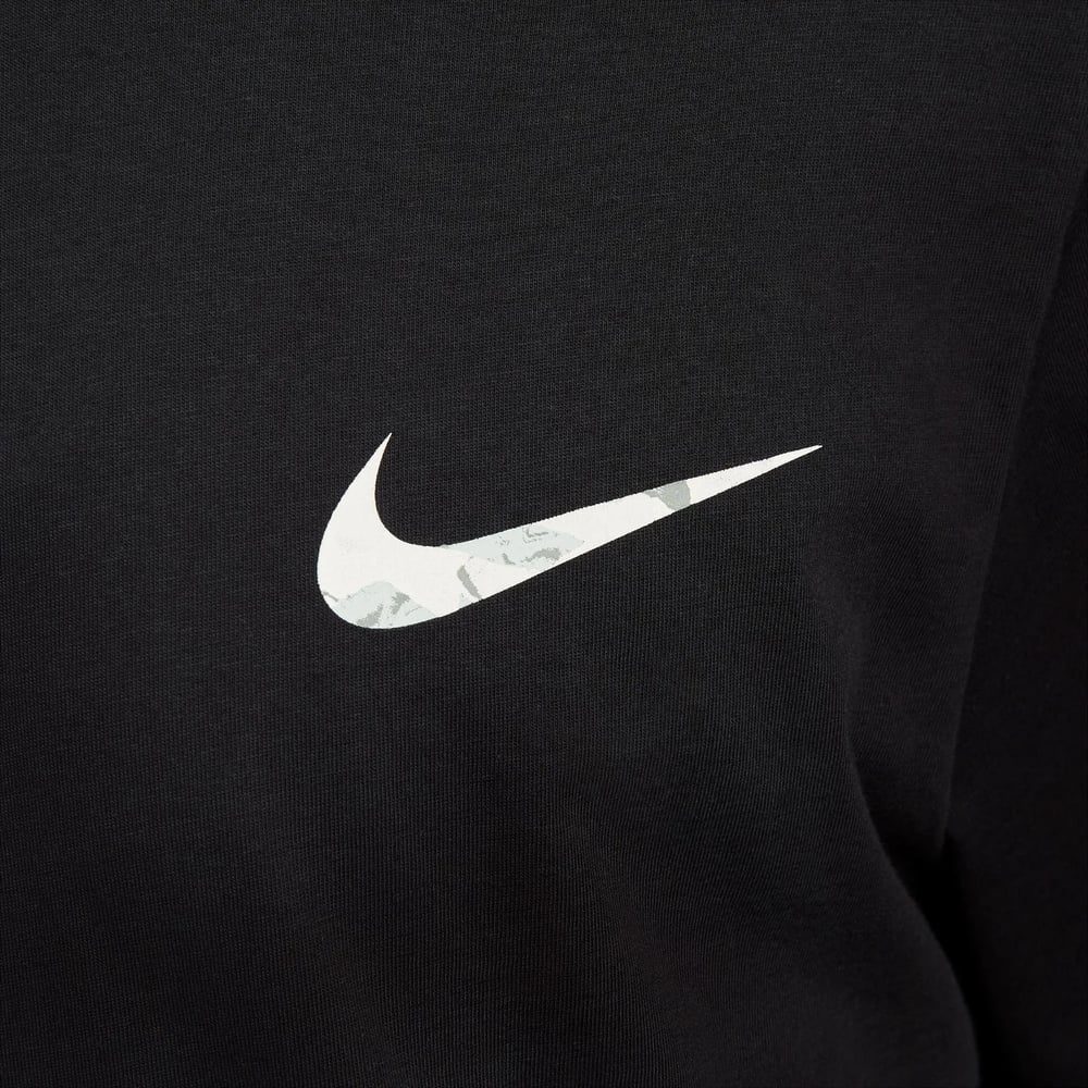 NIKE CLUB+HDY ERKEK T-SHIRT FD4200-010