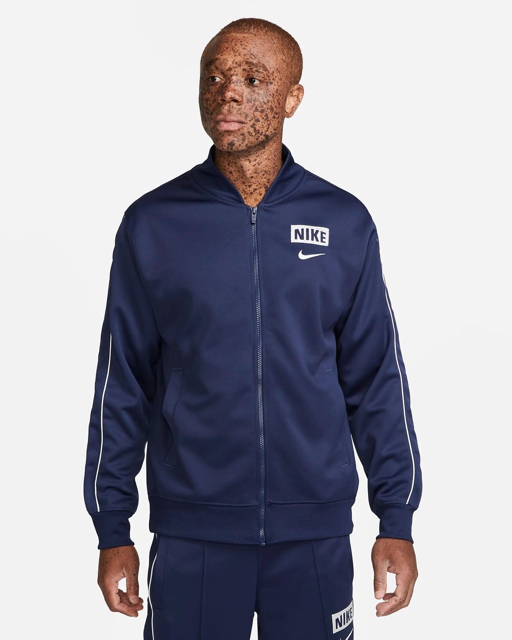 NIKE ERKEK SWEATSHIRT FJ0557-410
