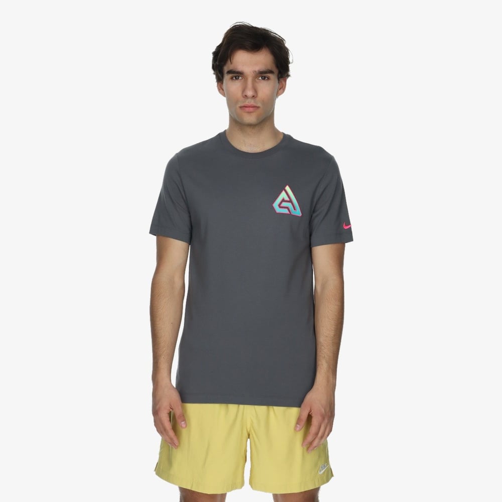 NIKE GIANNIS ERKEK T-SHIRT HJ3446-068