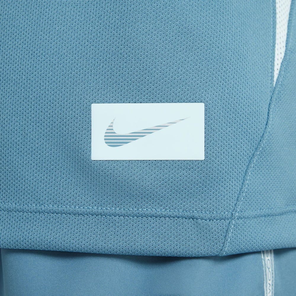 NIKE SWOOSH ERKEK ÇOCUK T-SHIRT HJ3743-006