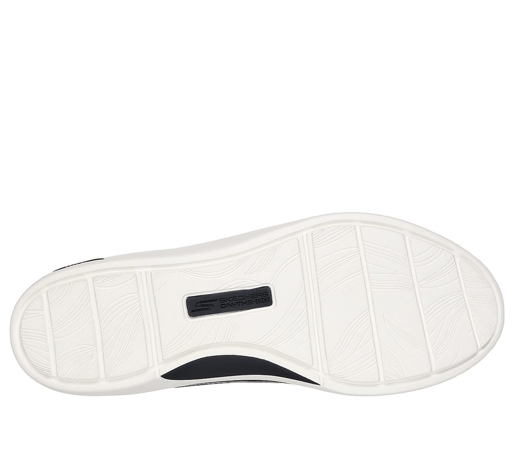 SKECHERS ARCH FIT UPLIFT KADIN AYAKKABI 136579-BKW