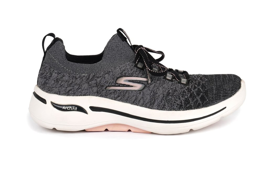 SKECHERS GO WALK ARCH FIT KADIN AYAKKABI 124407-BKLP