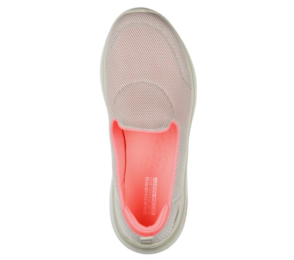 SKECHERS GO WALK HYPER KADIN AYAKKABI 124580-TPCL