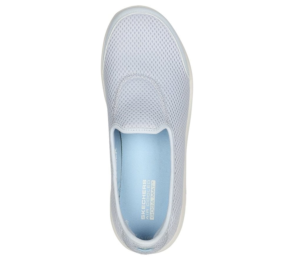 SKECHERS GO WALK TRAVEL KADIN AYAKKABI 124979-LTBL
