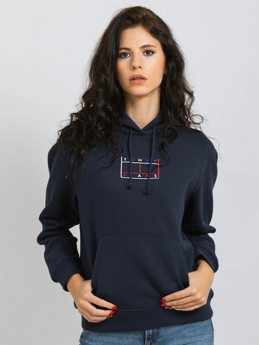 TOMMY HILFIGER KADIN SWEATSHIRT DW0DW08985-C87