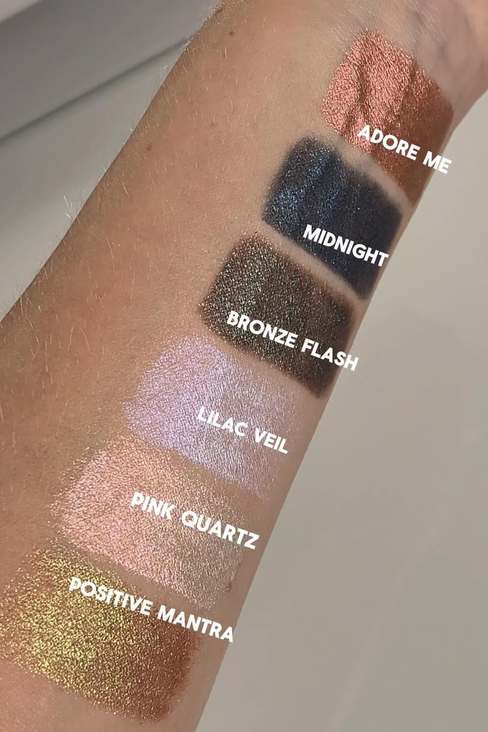 Avon Ultra Colour Glimmerstick Asansörlü Kromatik Göz Kalemi - Bronze Flash