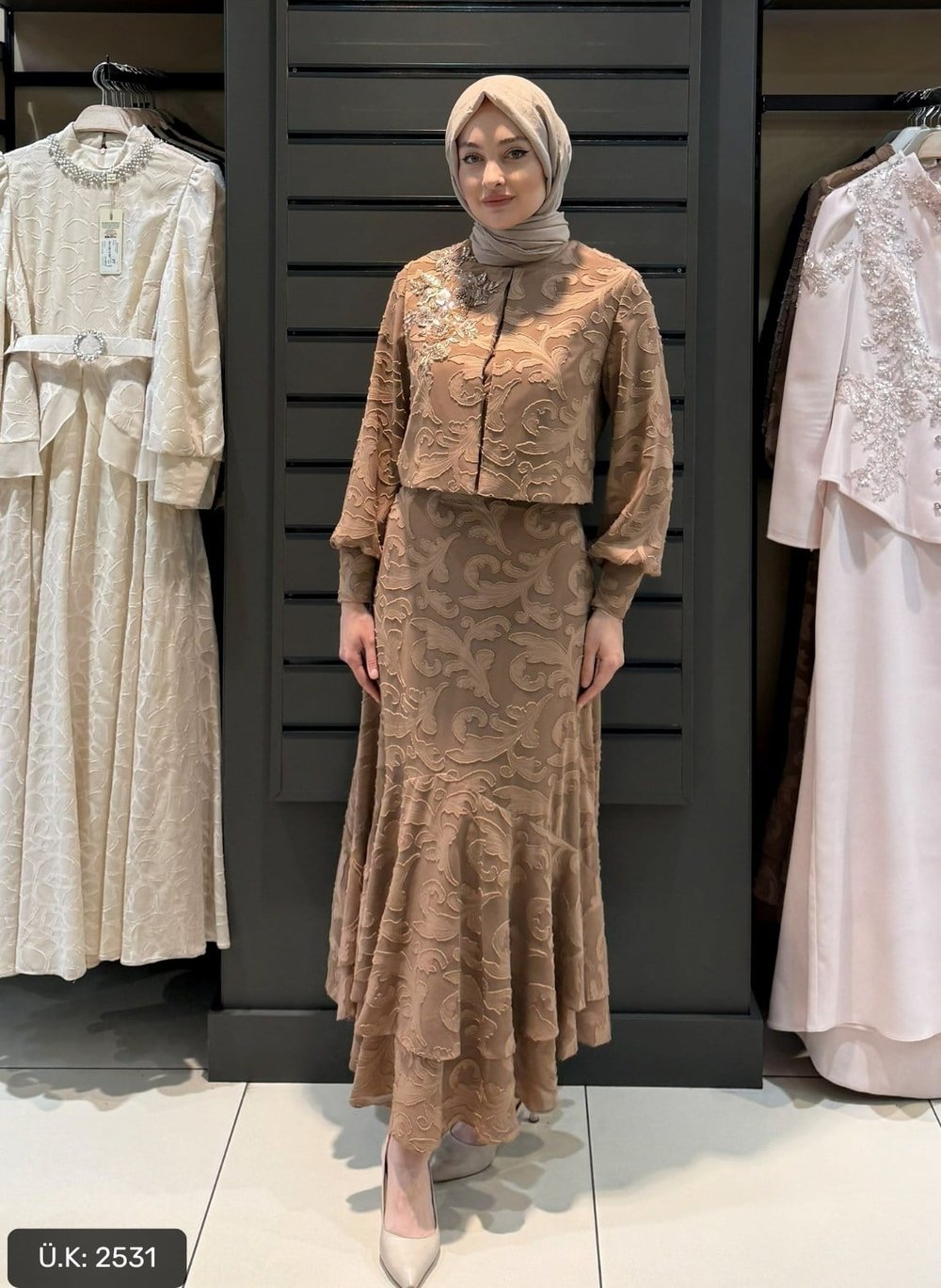 ÇİÇEK DETAY ETEK TAKIM CAMEL