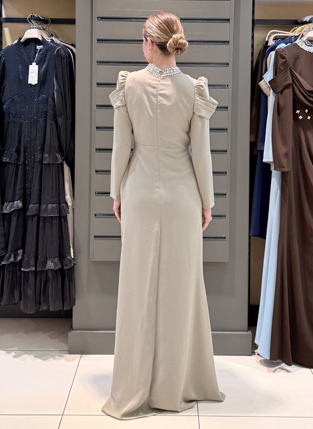 DRAPE DETAYLI ABİYE TAŞ