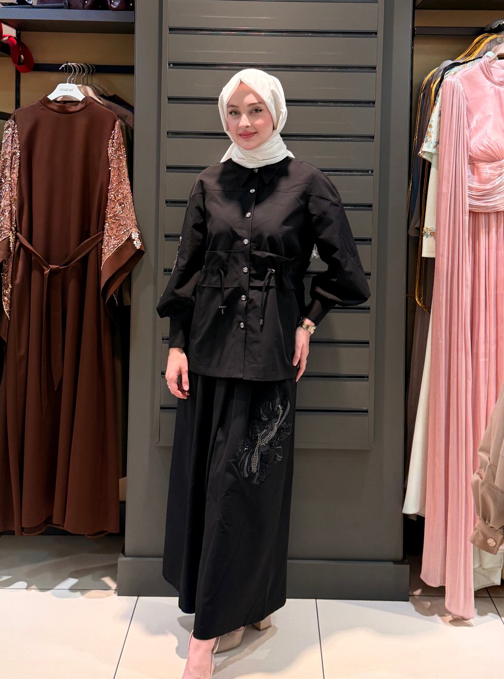 ÇİÇEK İŞLEMELİ PANTOLON TAKIM SİYAH