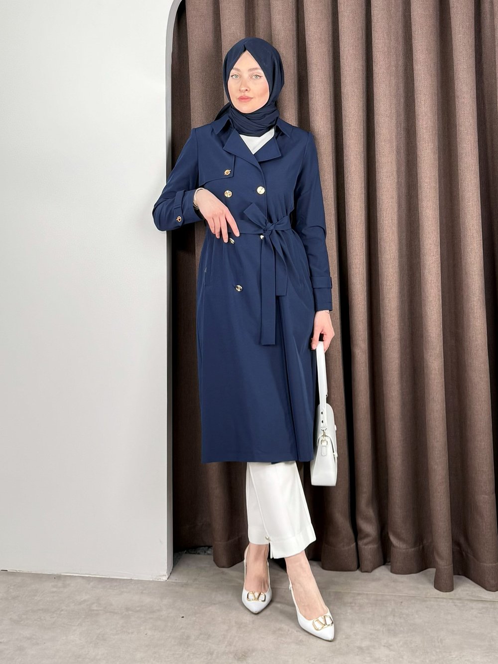 TRENCH LACİ