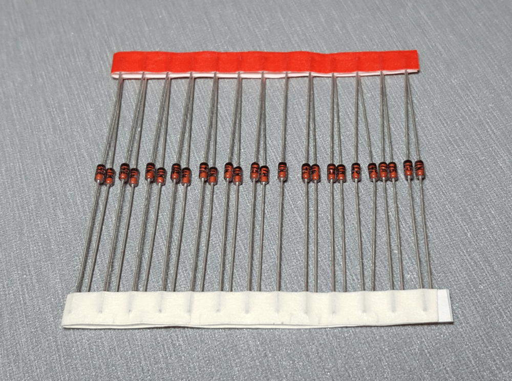 18 Volt 1 Watt Zener Diot