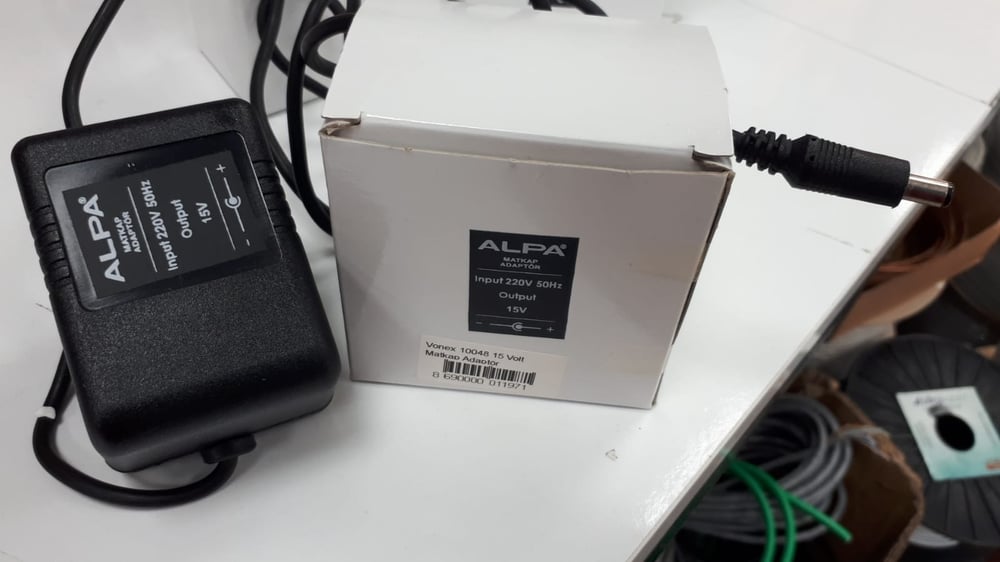 Alpa ADR08-DC15V 8 Watt 15 Volt Tam Regüleli DC Adaptör