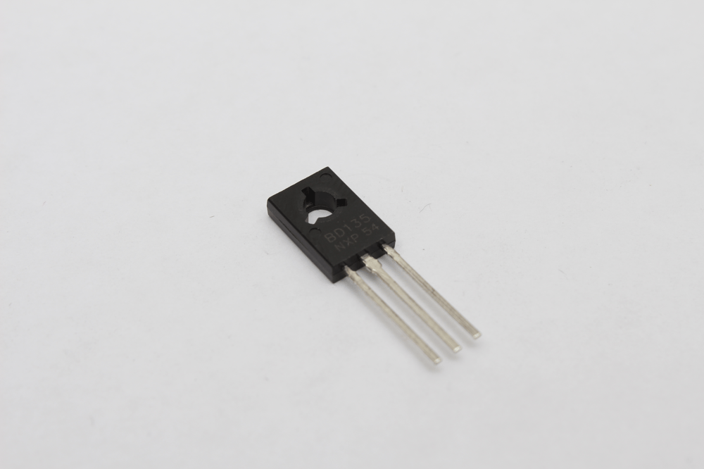 BD 135 Transistör