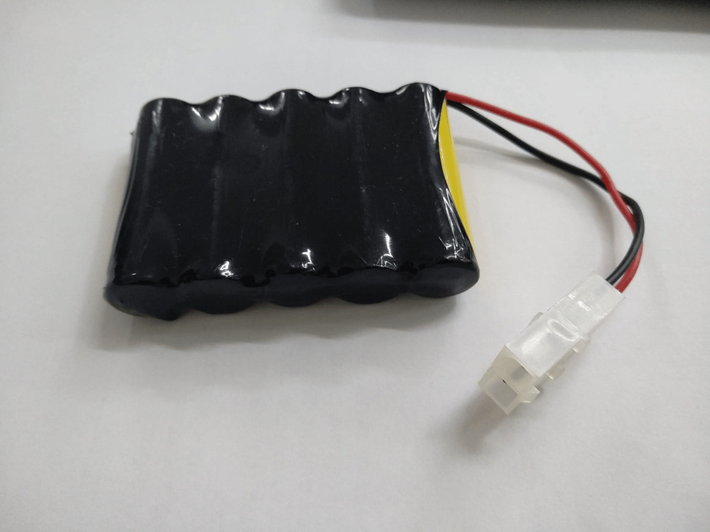 Efcell 60700B 5'Li 6 Volt 700 mAh 2 Pin Beyaz Tamiya Soketli Oyuncak Pili