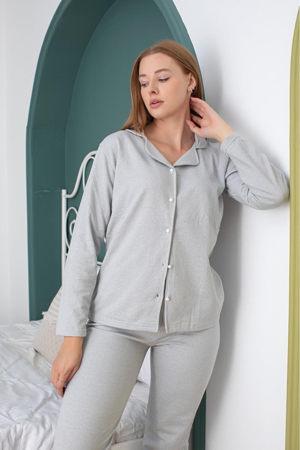 kadın gri gömlek yaka düğmeli pijama takım