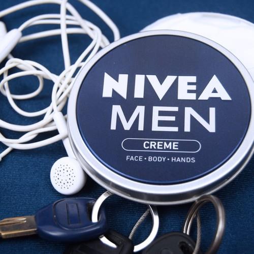 NIVEA Men Creme Erkek Bakım Kremi 75ml,El, Yüz ve Vücut Nemlendirici Krem, Hızlı Emilir, Yapışkan His Bırakmaz