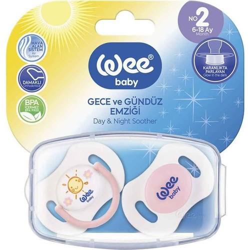 Wee Baby 2li Silikon Damaklı Emzik 6-18 Ay Karanlıkta Parlayan Tasarım