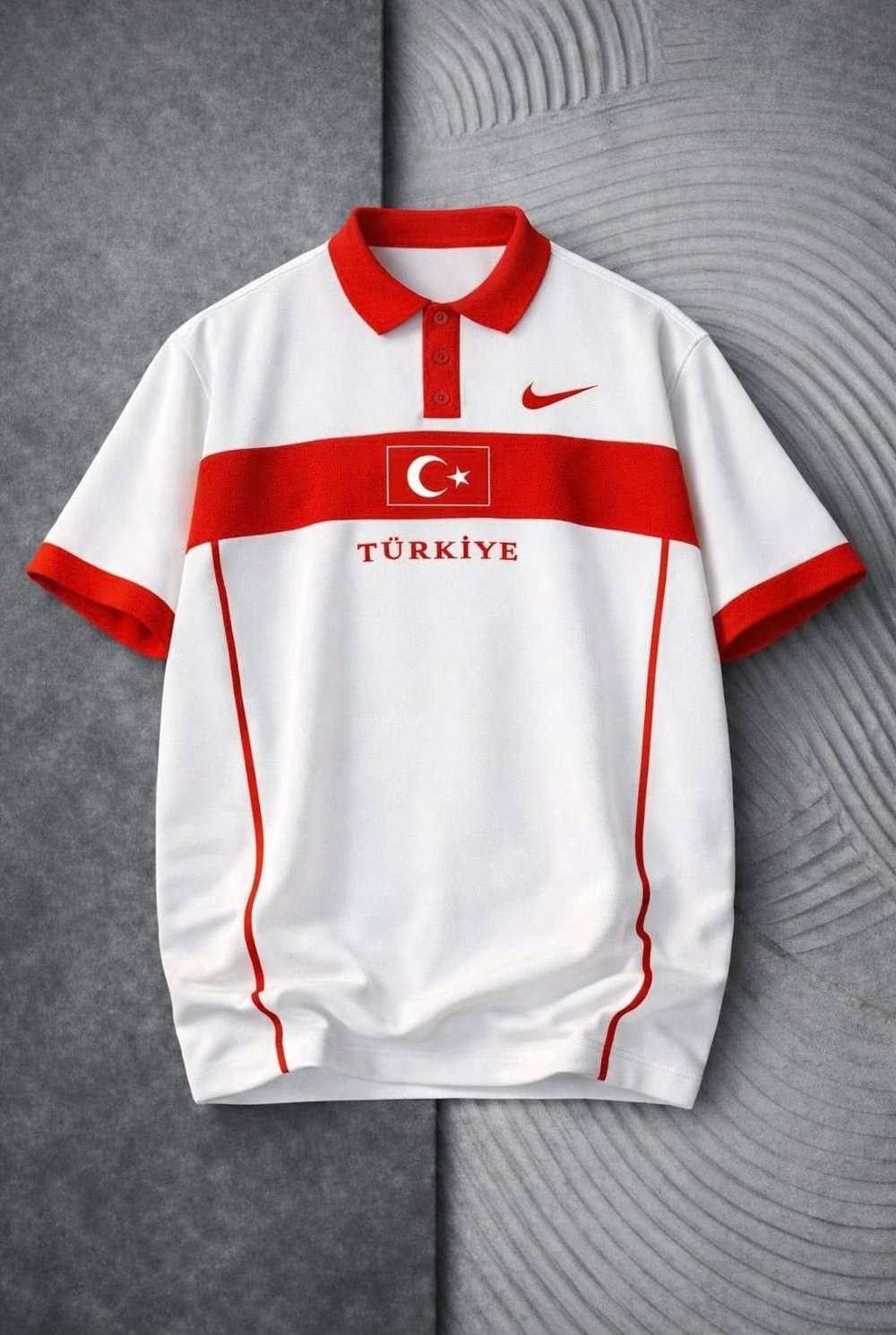 BEYAZ-KIRMIZI TÜRKİYE NAKIŞLI OVERSİZE TSHİRT