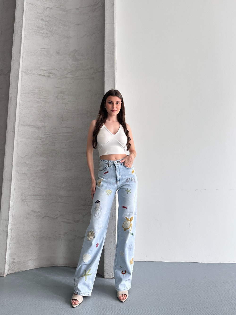 Nakış Detaylı Premium Jean