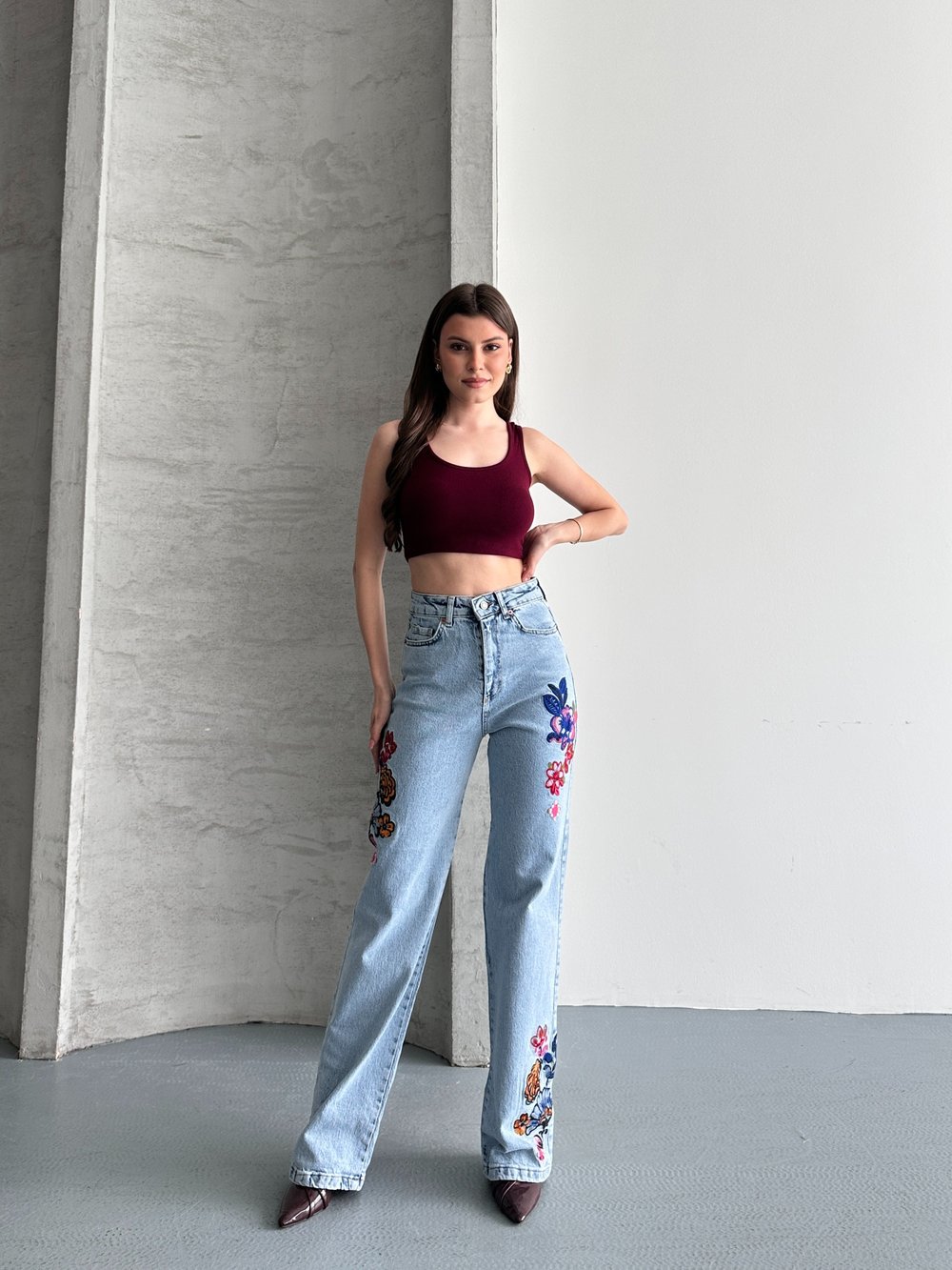 Nakış Detaylı Premium Jean