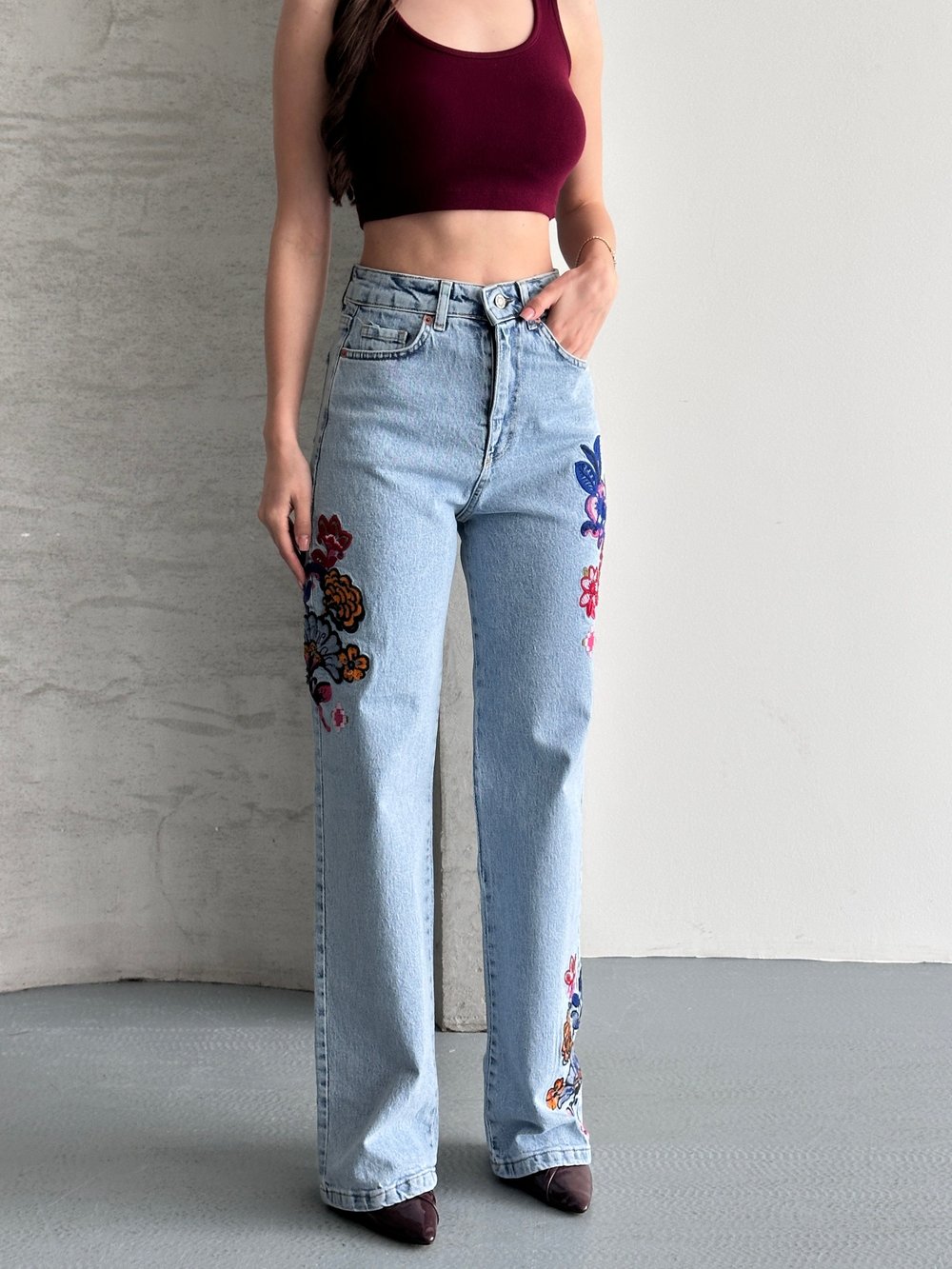 Nakış Detaylı Premium Jean