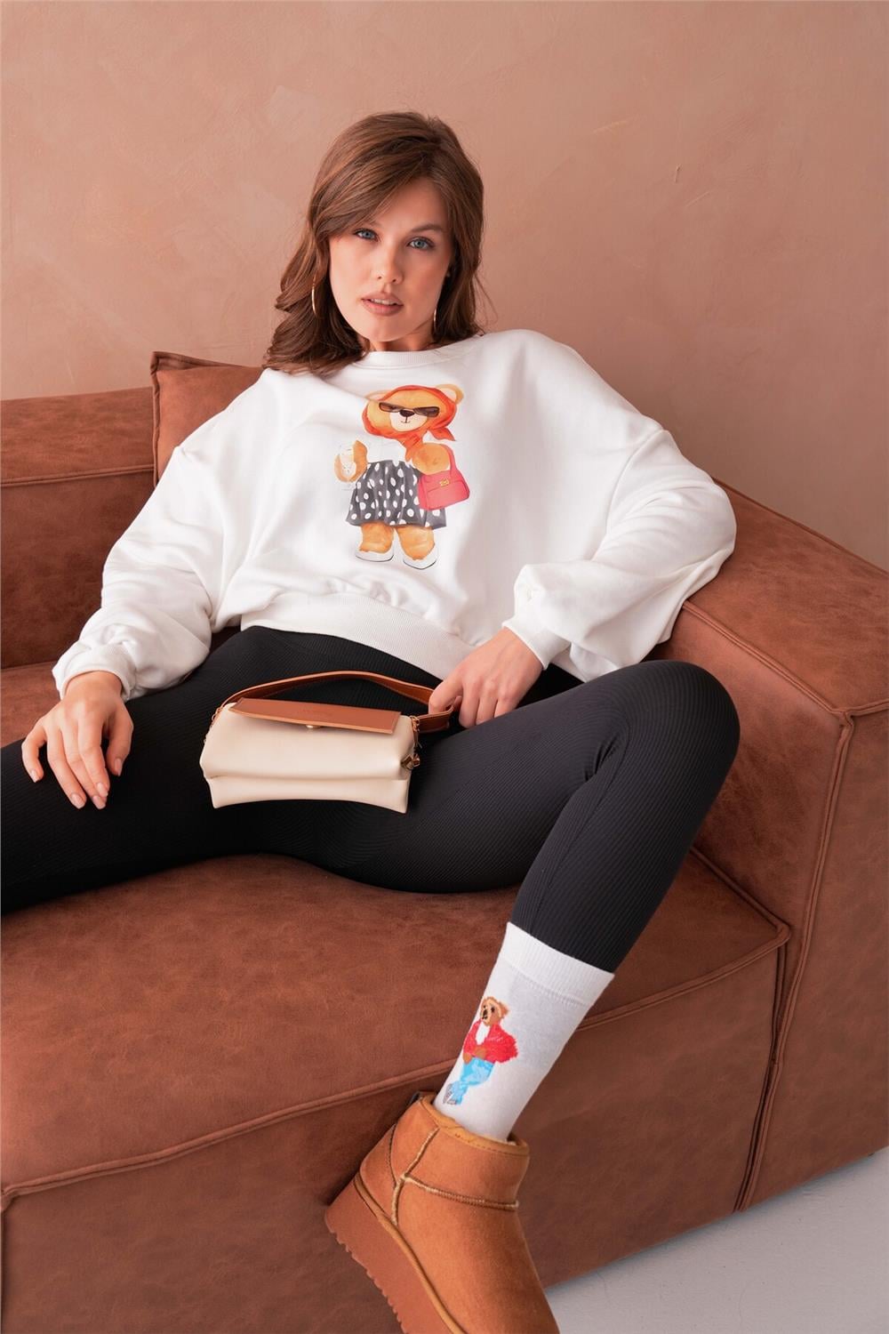 Ayıcıklı Sweatshirt Bisiklet Yaka Crop Kesim 3 İplik Şardonsuz  222