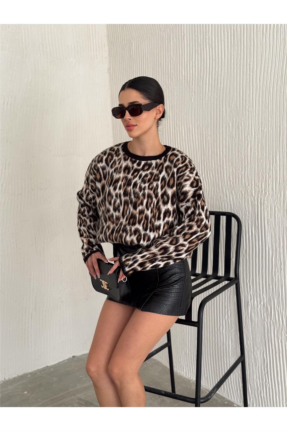 Leopar Desen Şardonlu Kadın Triko Kazak 003