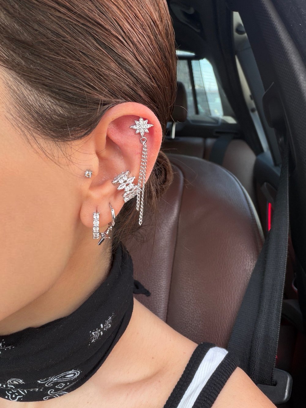 Gümüş renk rodyum kaplama,6'lı küpe seti ve earcuff (kıkırdak küpesi) tasarım set