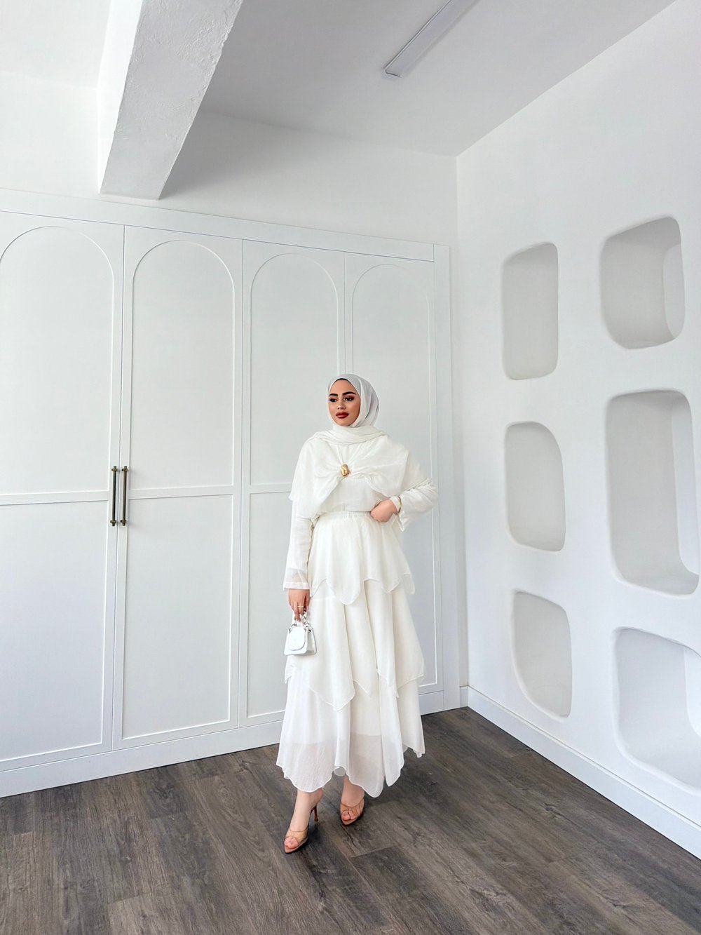  Irmak Etekli Takım - Beyaz