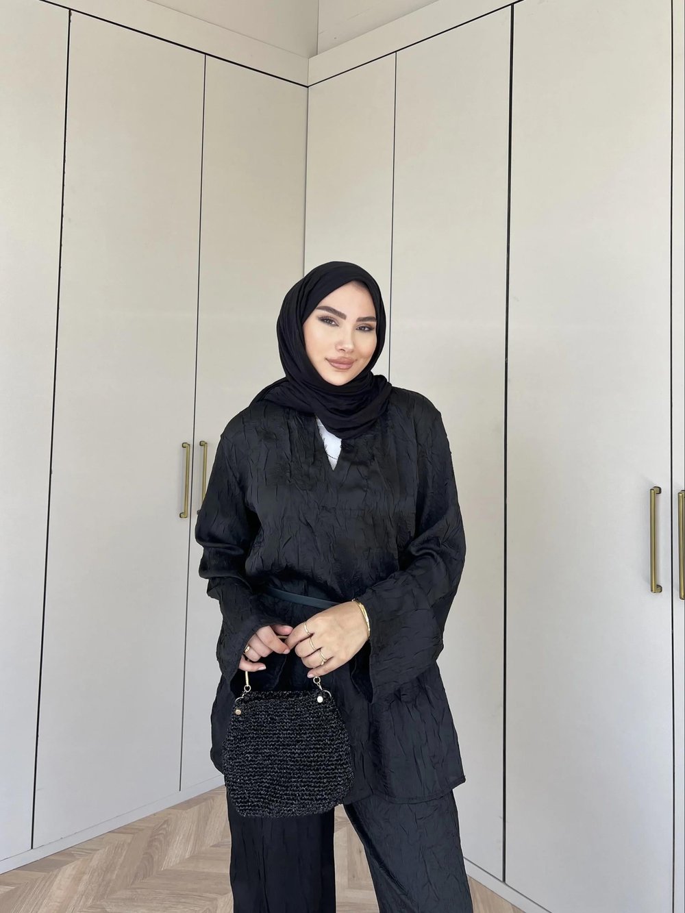 Azra Kırışık Takım -Siyah