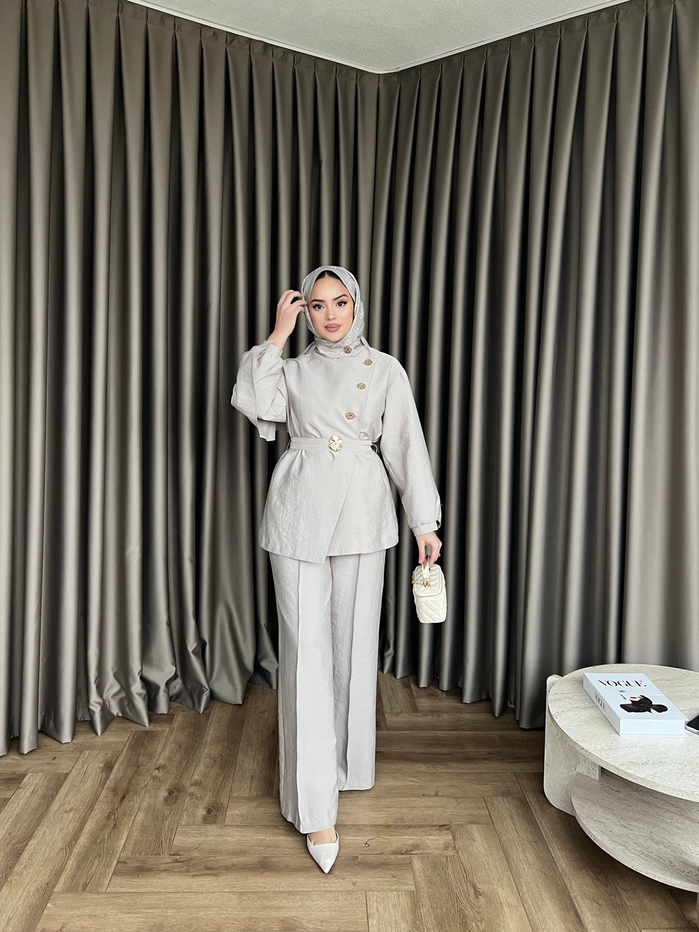 Besla Gold Düğmeli Takım - Bej(ÖN SİPARİŞ)