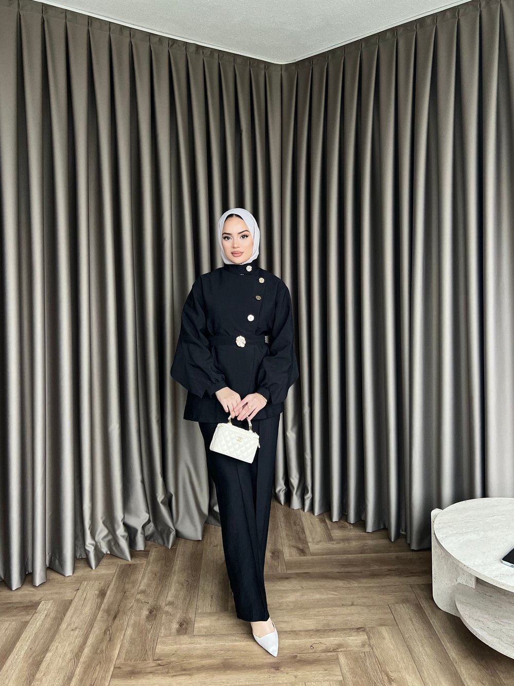 Besla Gold Düğmeli Takım - Siyah(ÖN SİPARİŞ)