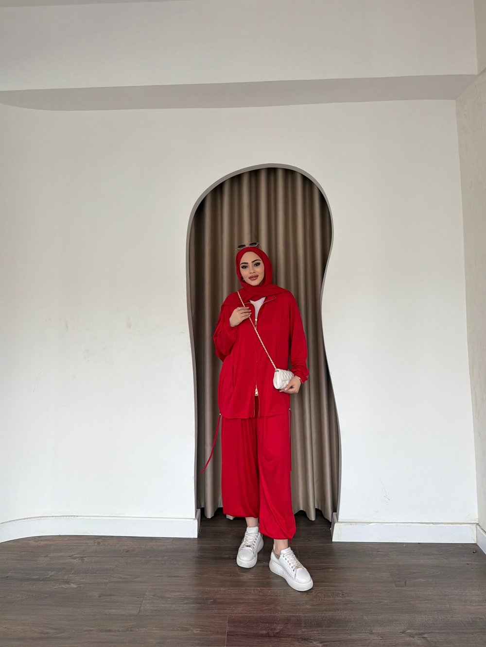 Ceylan Paça Lastik Takım - Kırmızı