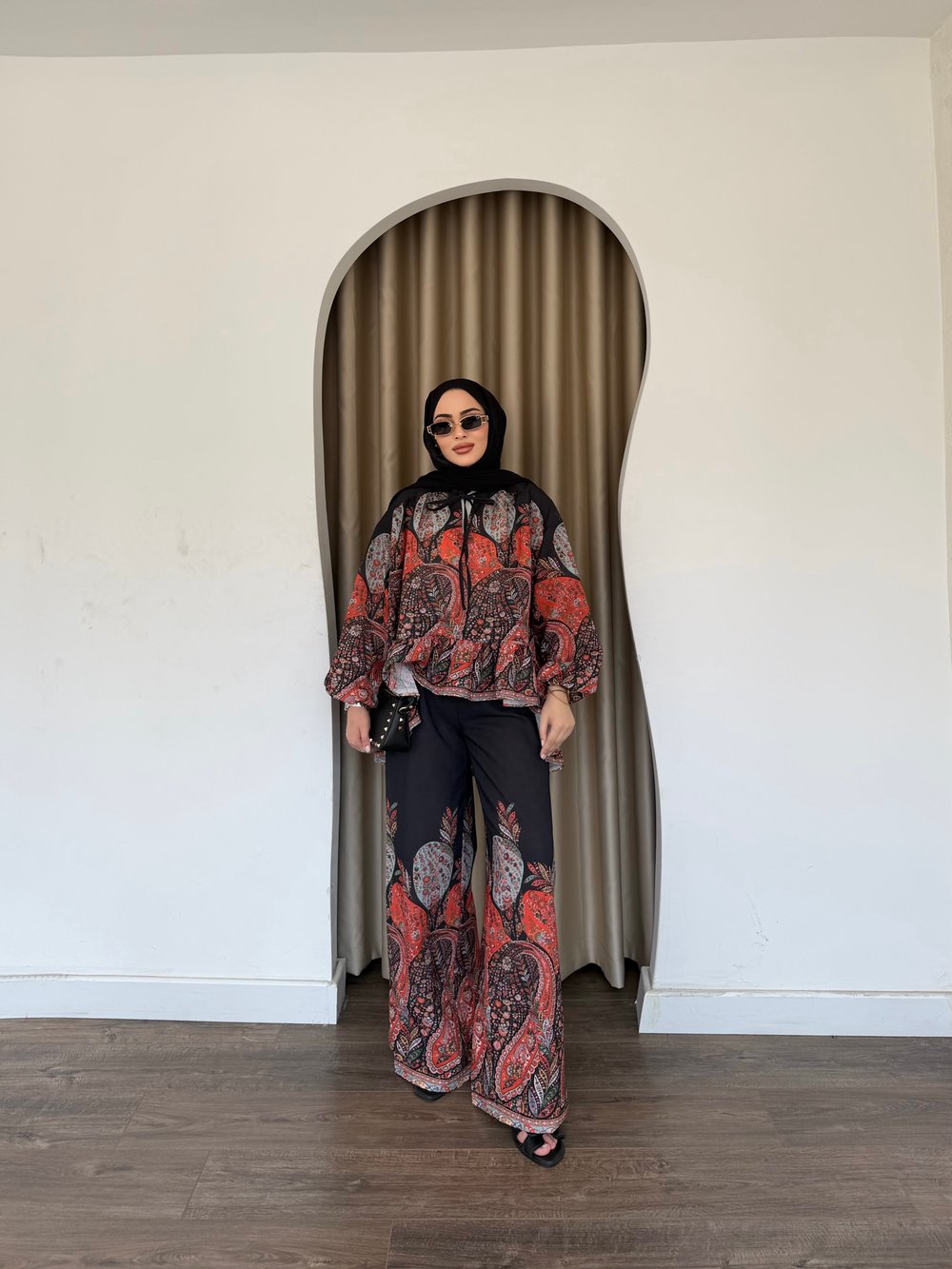 Çiçek Takım - Siyah