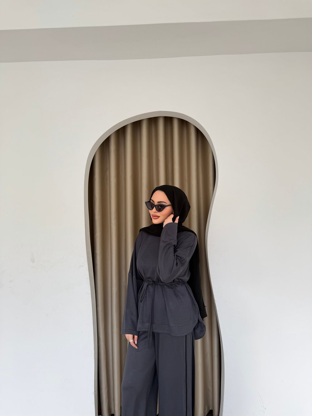 Dua Yan Detaylı Takım - Antrasit