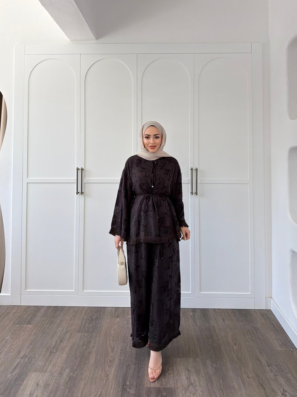 İzabel Takım - Kahve