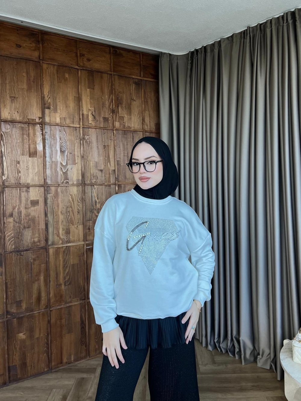 Muadil Taşlı Sweat - Beyaz