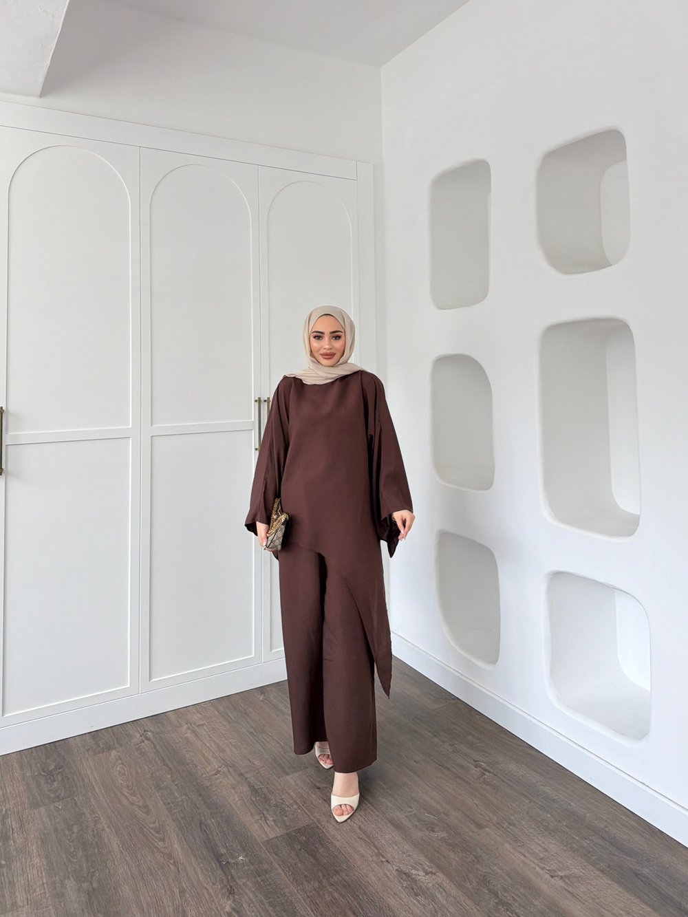 Nesly Pelerin Detay Takım - Kahve