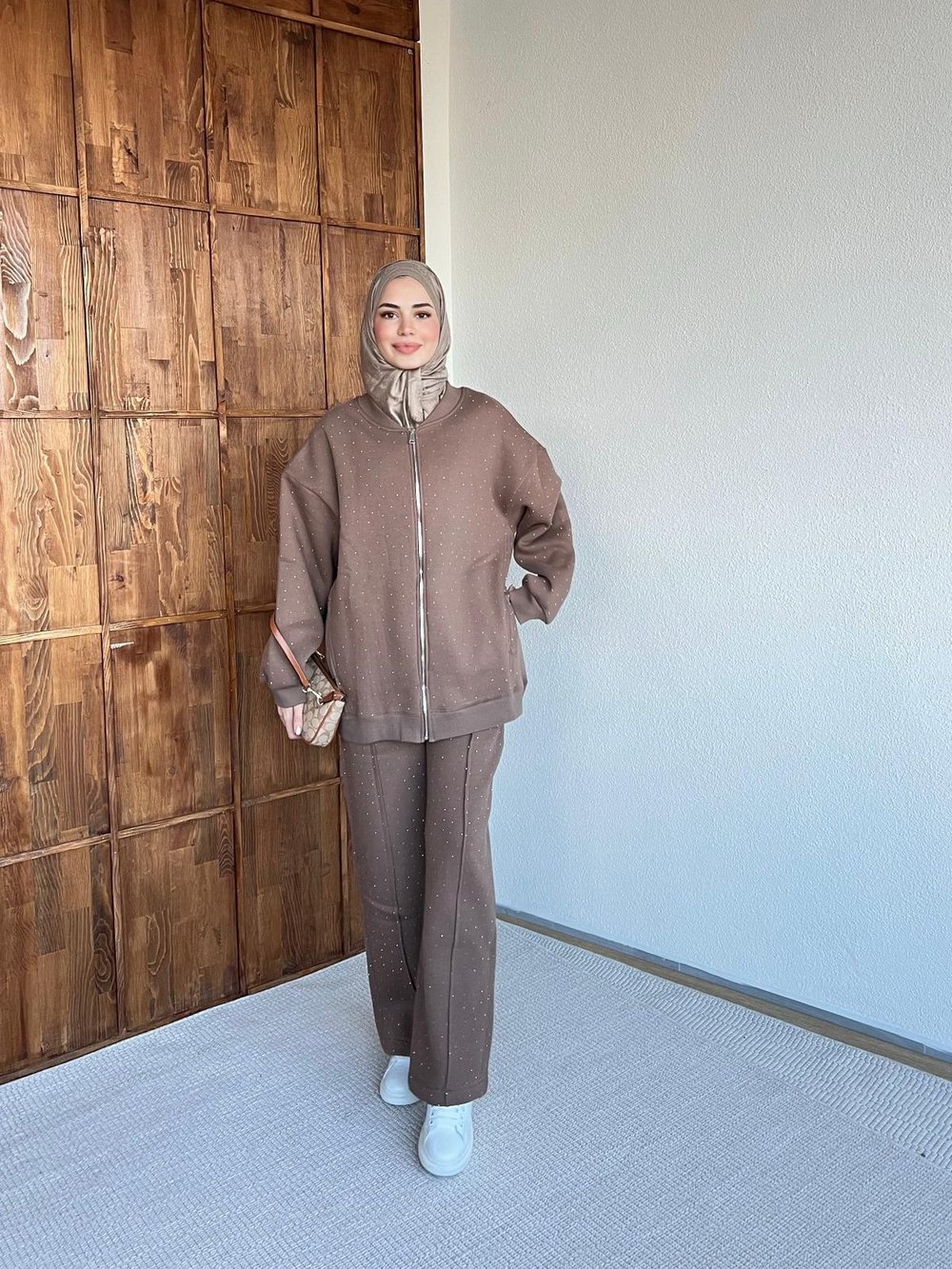 Şavva Taşlı Takım - Kahve 