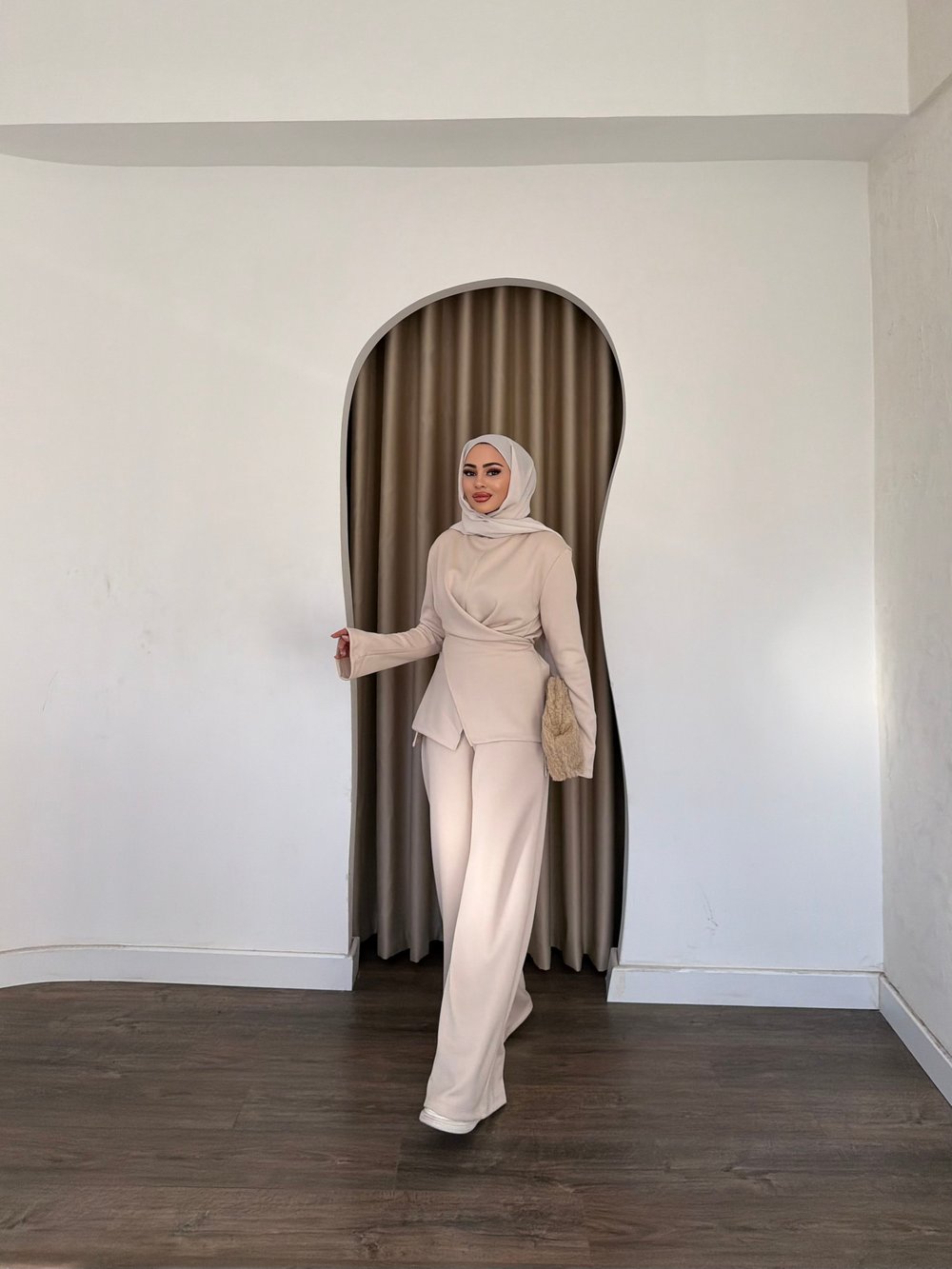 Rival Bağlamalı Takım - Bej