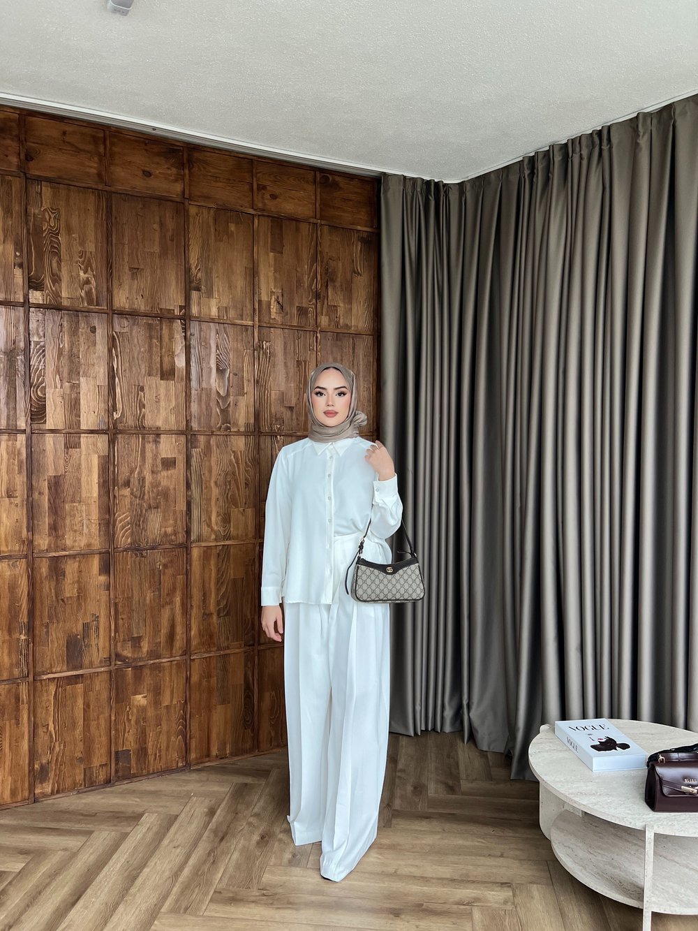 Selvi Takım - Beyaz
