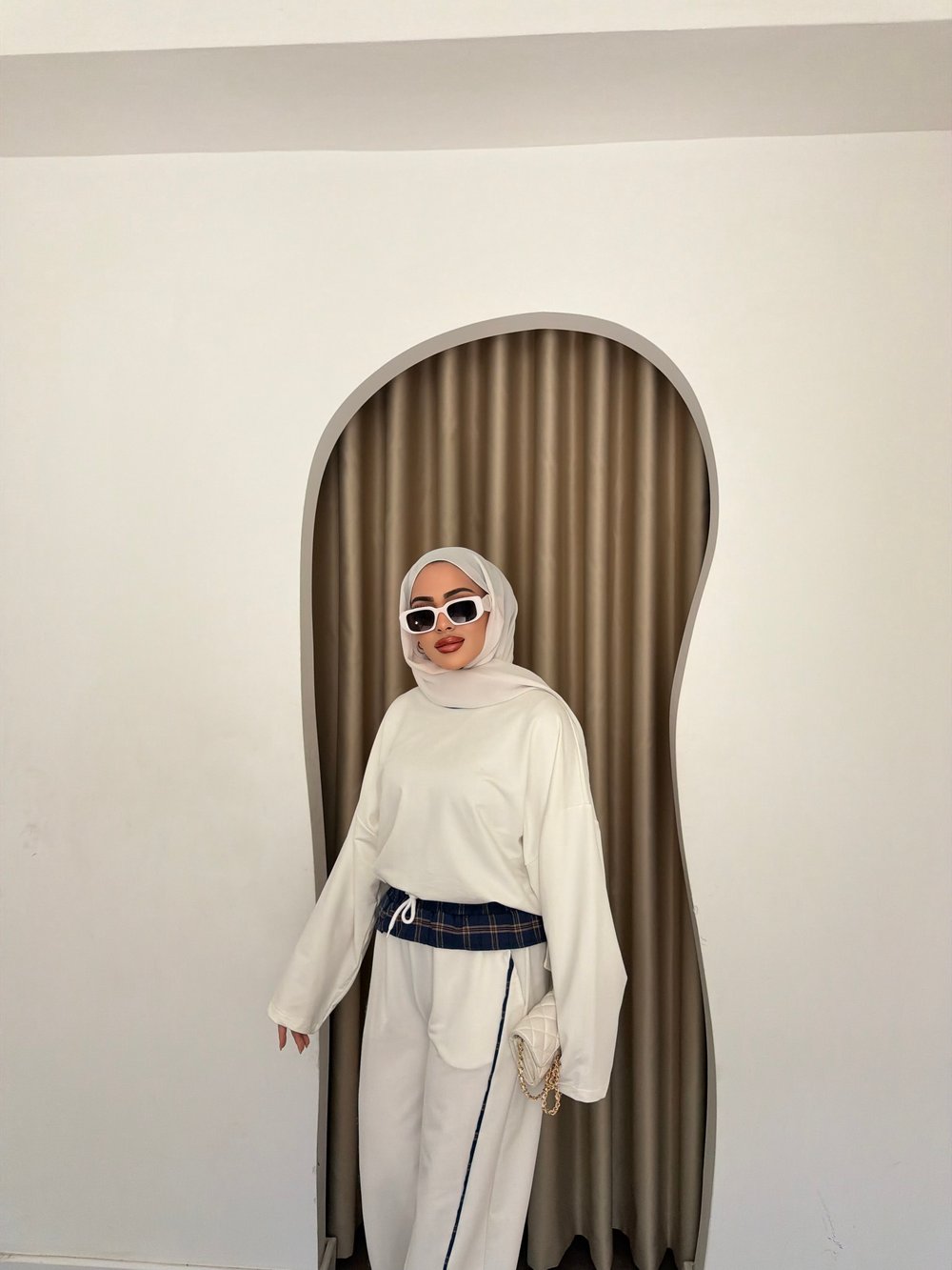 Yelda Takım - Beyaz