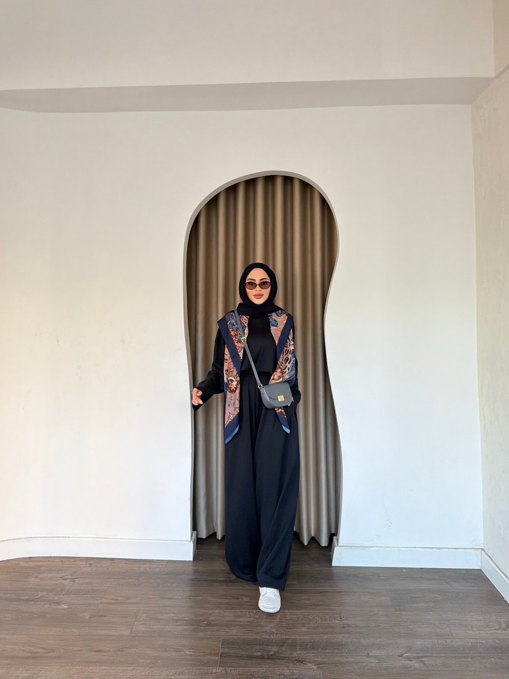 Zühre Oysh Takım - Laci